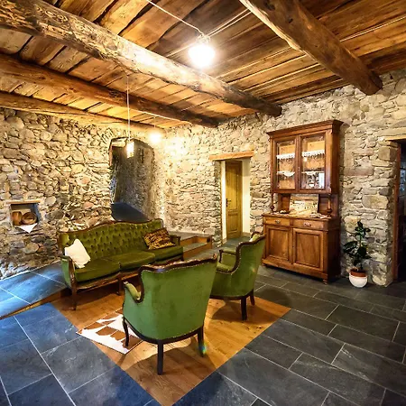 Del Castello Konukevi