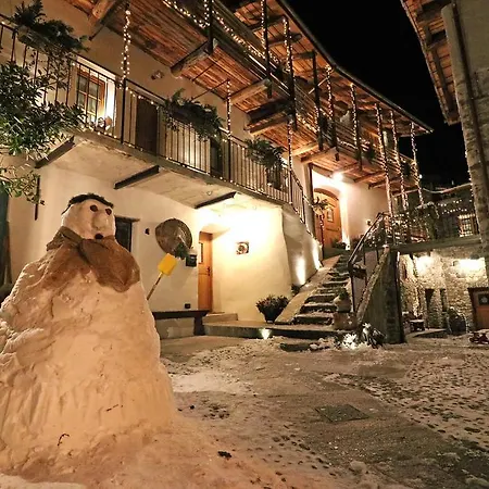 Del Castello بيت ضيافة 3*