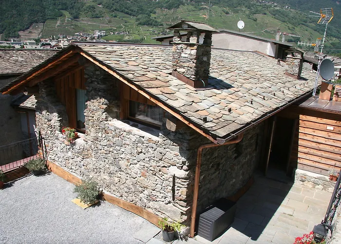 Del Castello Vendégház Tirano